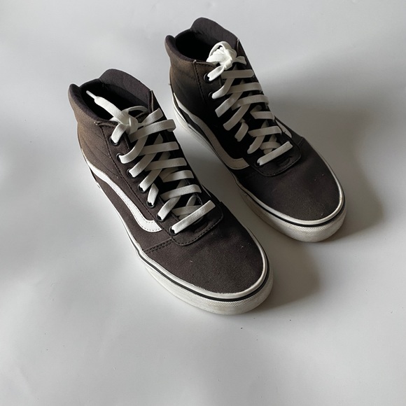 Vans Shoes - Vans SK8-HI Skate Shoe Brown Sneaker Women’s Size 8